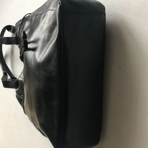 Black shoulder bag NWOT - Picture 3 of 11
